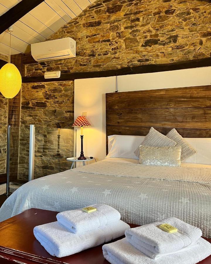 Complejo Rural Lar De Vies Guest House A Pontenova Bagian luar foto