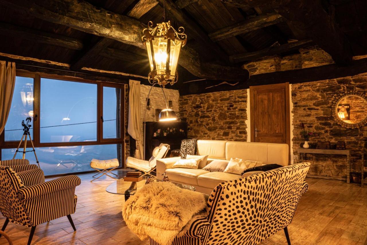 Complejo Rural Lar De Vies Guest House A Pontenova Bagian luar foto