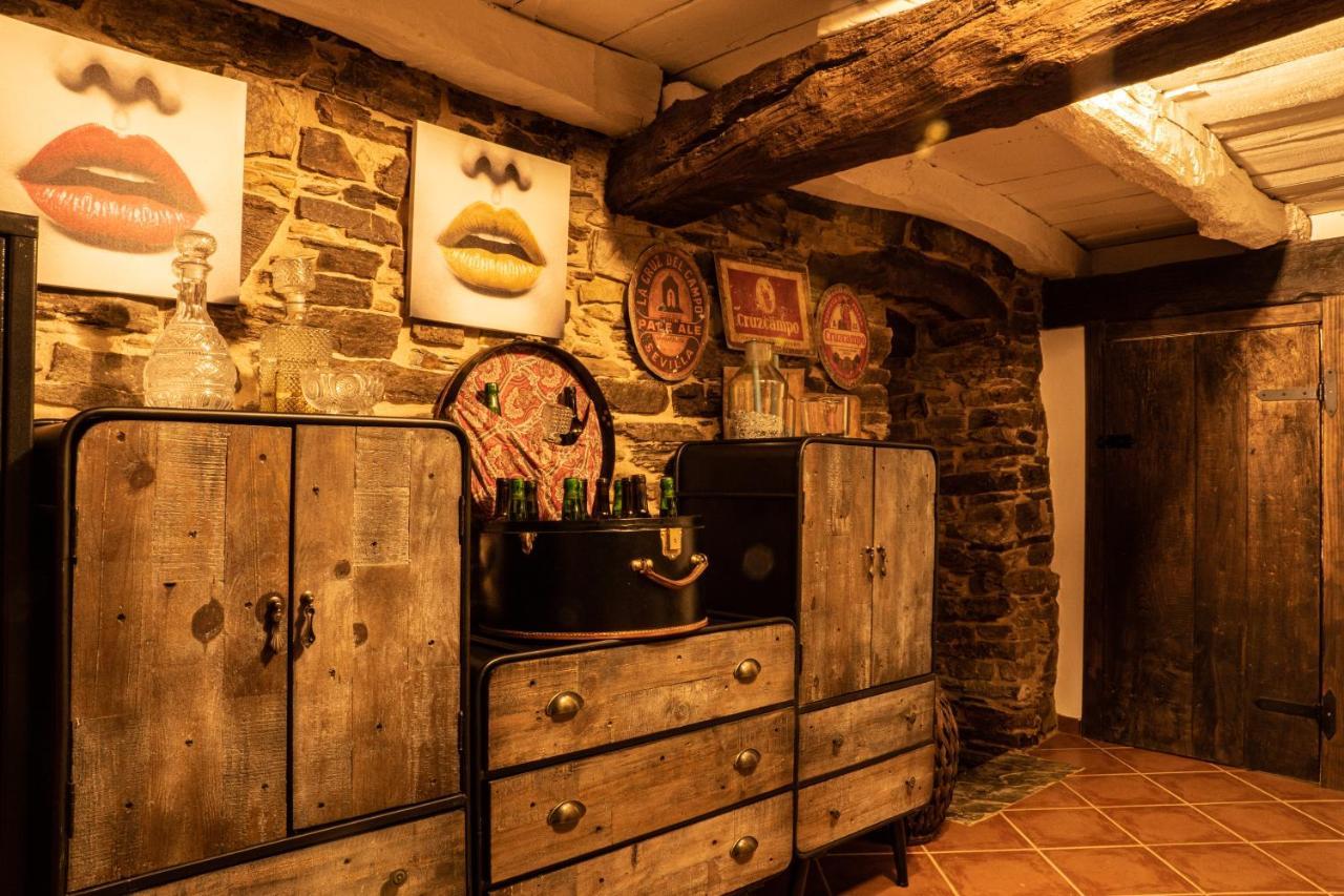 Complejo Rural Lar De Vies Guest House A Pontenova Bagian luar foto
