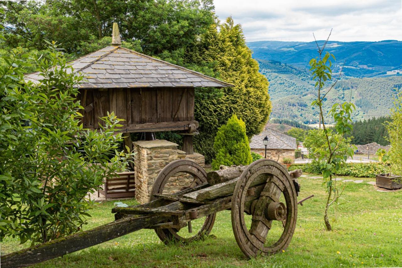 Complejo Rural Lar De Vies Guest House A Pontenova Bagian luar foto